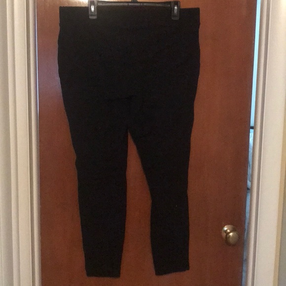 Old Navy black leggings size XL - Picture 2 of 4